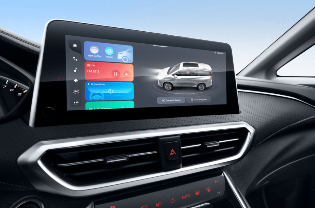 Màn hình 12.3 inch Apple CarPlay & QD Link cùng hệ thống âm thanh 6 loa cho trải nghiệm giải trí sống động